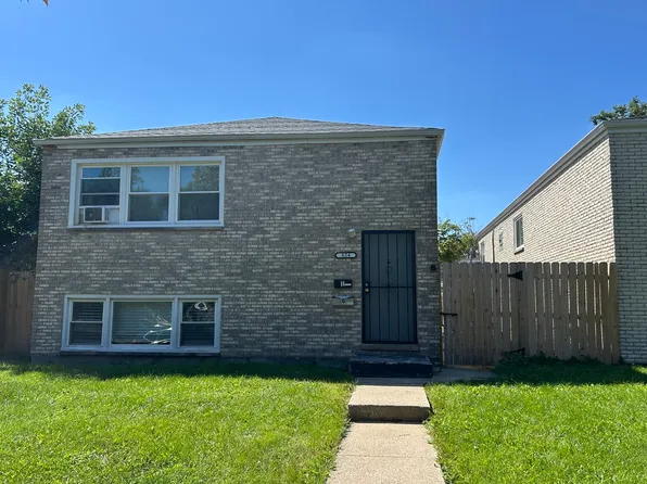 824 S 13th Ave, Maywood, IL 60153