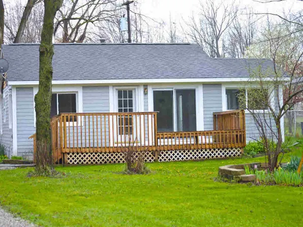 10195 S Stoney Creek Rd, Carleton, MI 48117