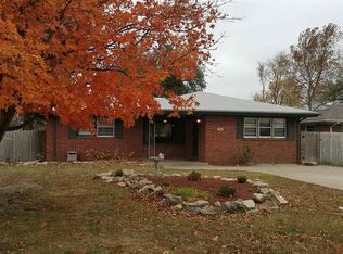 425 E 9th Ave, Belle Plaine, KS 67013