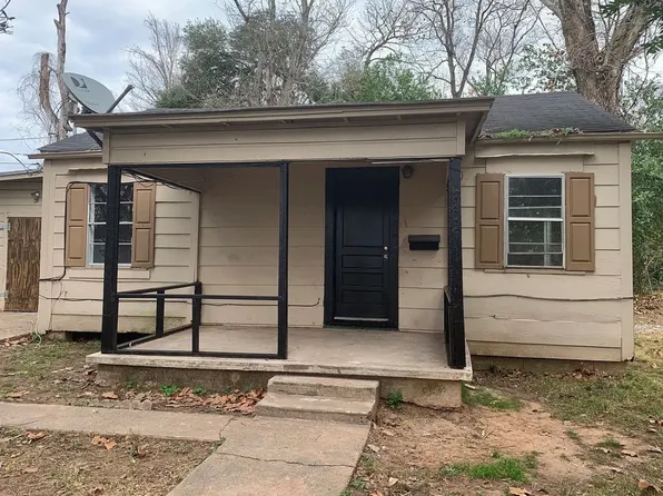 1902 Traffic St, Bossier City, LA 71111