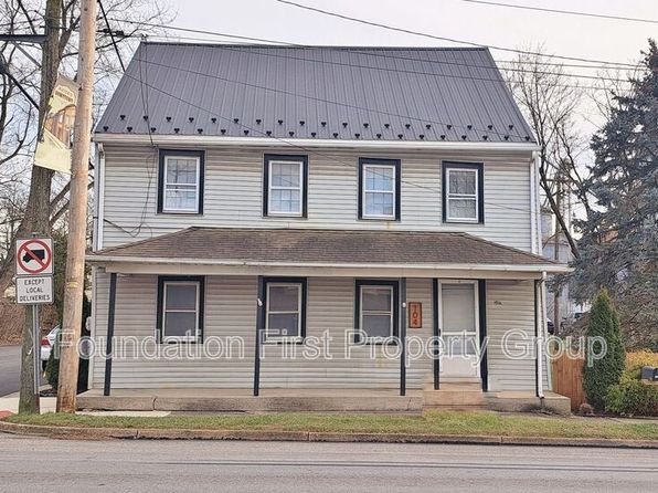 104 W King St Unit 1