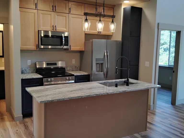 625A Sunset Ave NE #A — Photo 2