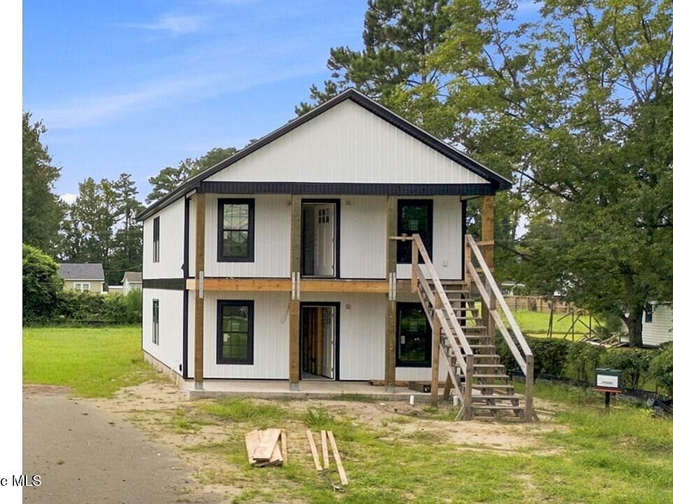 2nd image of 149 Sandy Drive