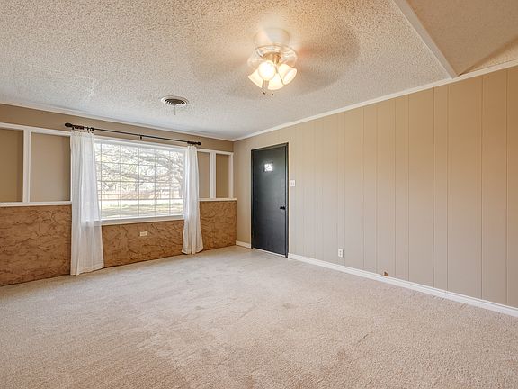 5th image of 513 Sandy Ln