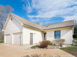 656 South St, Grass Lake, MI 49240