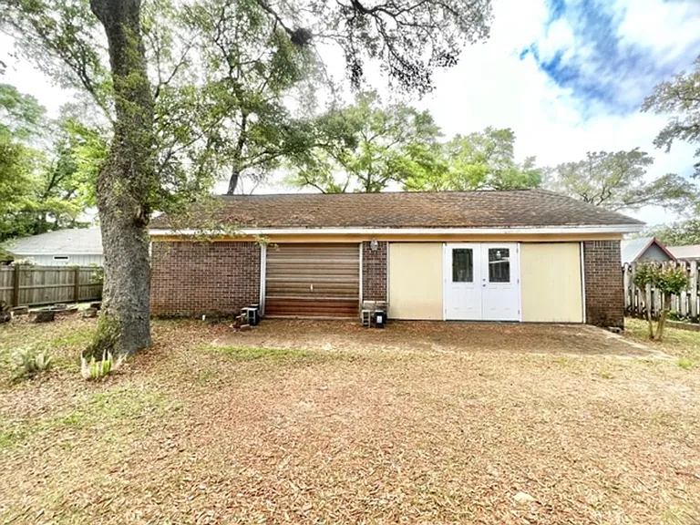 259 Georgia Ave — Photo 27