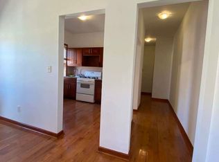 212 88th St APT 3, Brooklyn, NY 11209