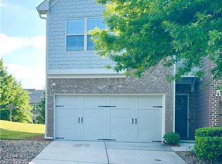1933 Paxton Ridge Ct, Lilburn, GA 30047