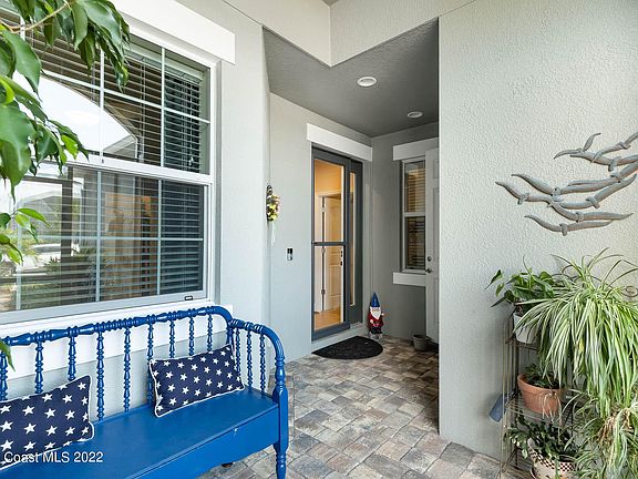 3rd image of 8204 Loren Cove Dr