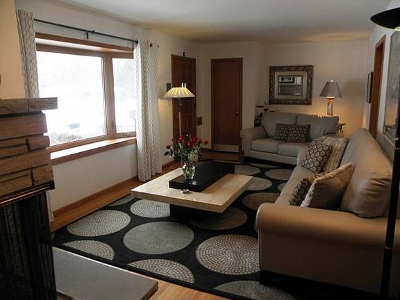 Another View of Liv Rm