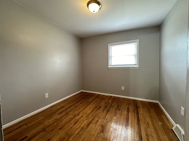 4208 Middlebury Ave #1 — Photo 10