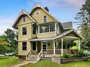 111 W Main St, Mount Kisco, NY 10549