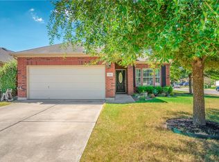 821 Falcon Ln, Leander, TX 78641