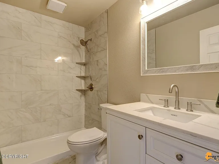 5533 Penn Cir — Photo 26