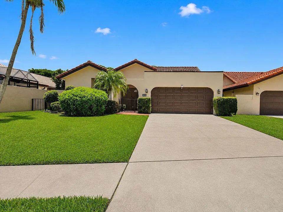 7690 Solimar Cir