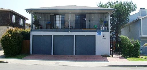 1st image of 4243 Menlo Ave APT 1