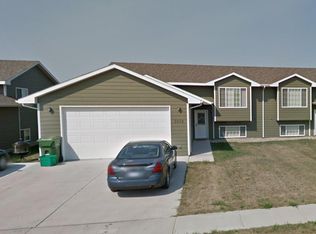 2242 Bluegill Ave, Brookings, SD 57006