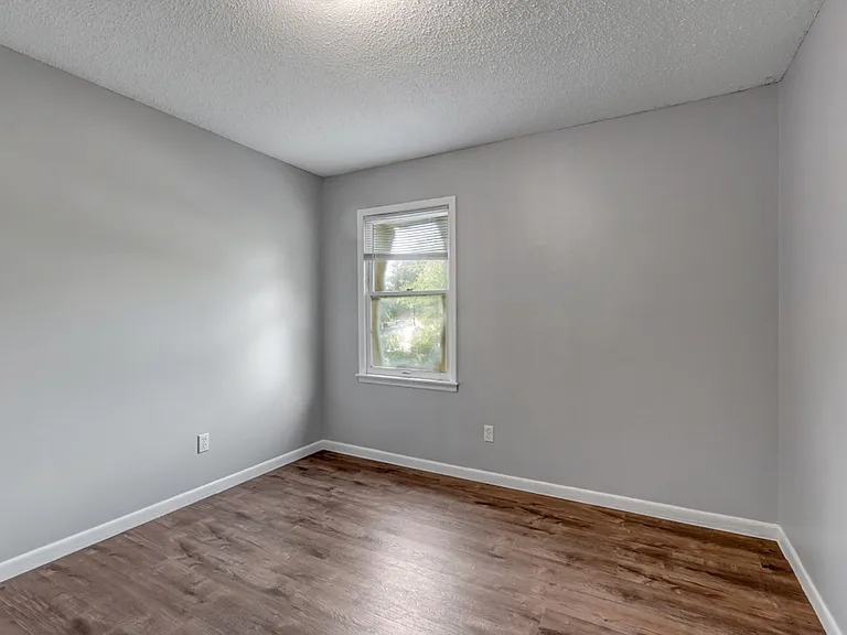 1220 2nd Ave SW #14 — Photo 9