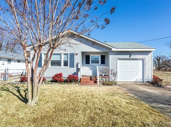 15 Connie St, Hampton, VA 23664
