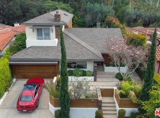 340 N Skyewiay Rd, Los Angeles, CA 90049