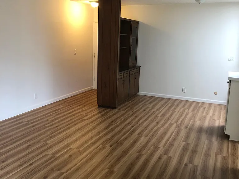 10874 Rose Ave #5 — Photo 4