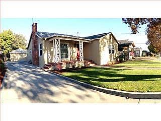 1st image of 834 N 15th St