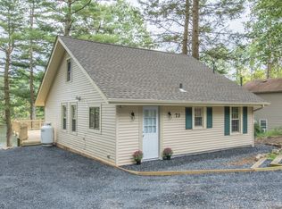 73 Goldfinch Ln, Hewitt, NJ 07421