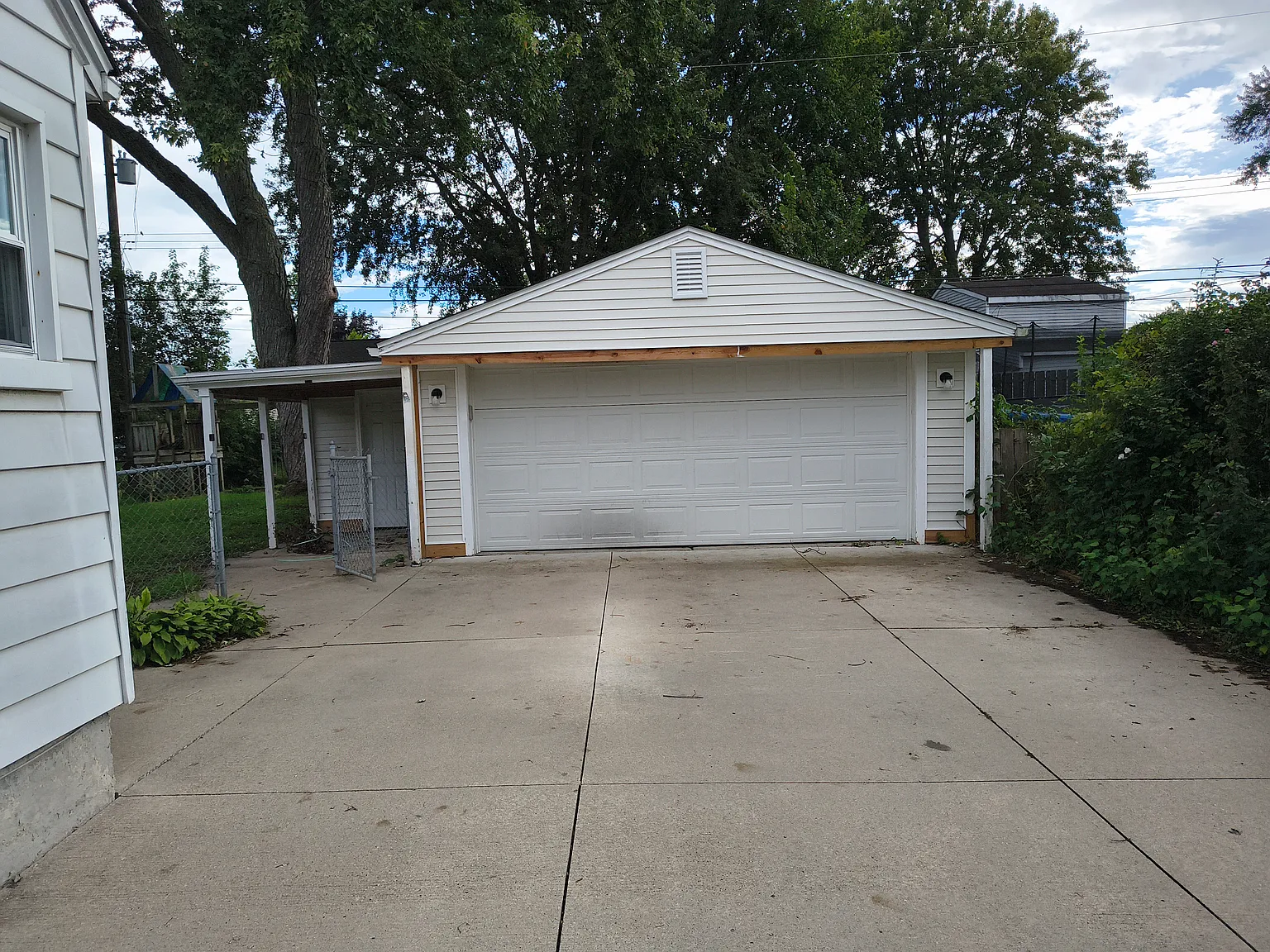 3 bed, 1.5 bath, 1100 sqft, $1,625 — Photo 4
