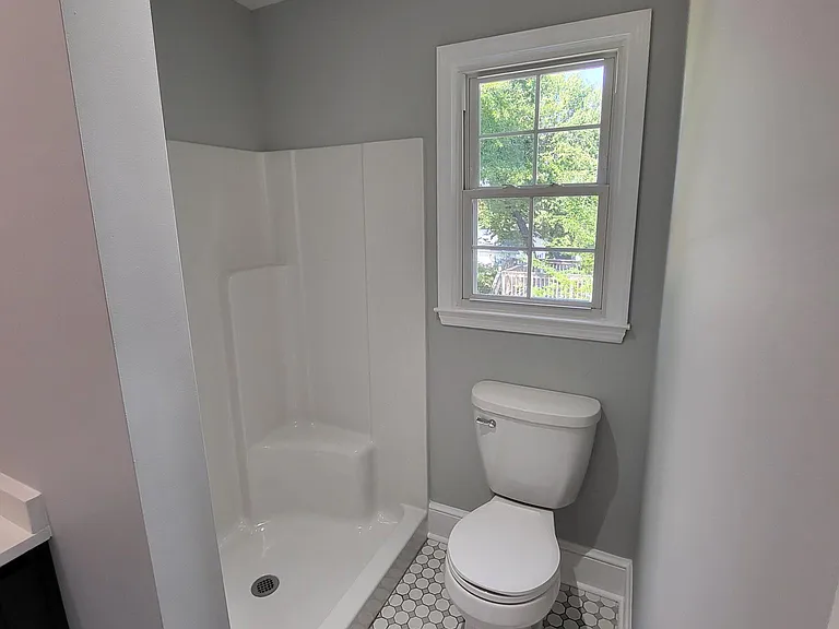 121 Kenilworth Ave — Photo 12