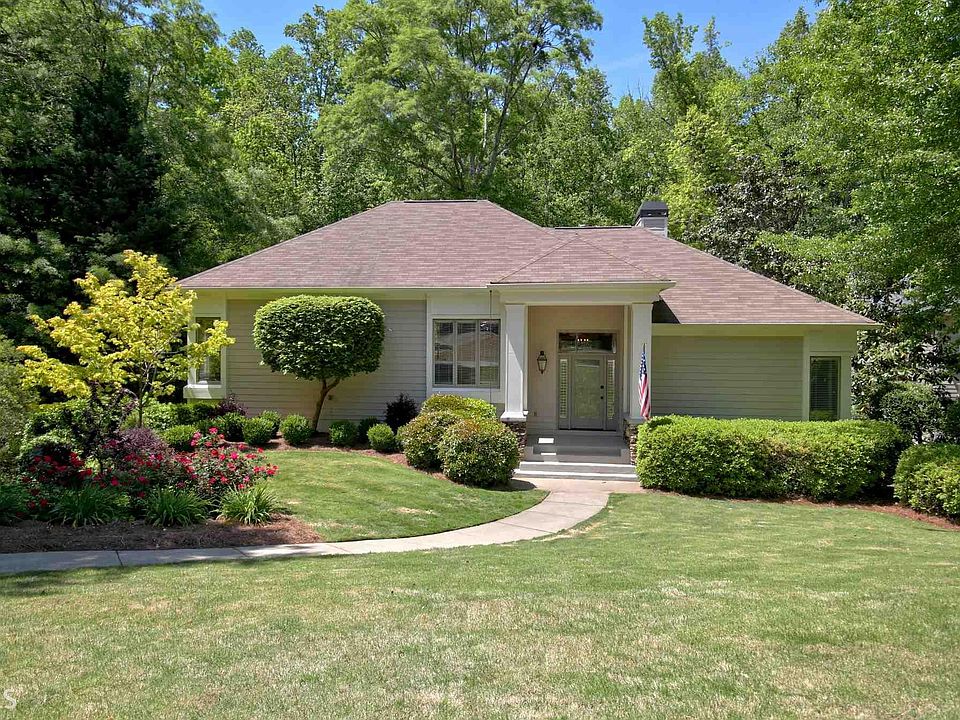 2nd image of 123 Shirewood Park