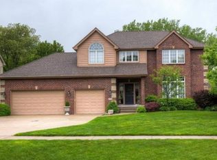 2562 NW 162nd St, Clive, IA 50325