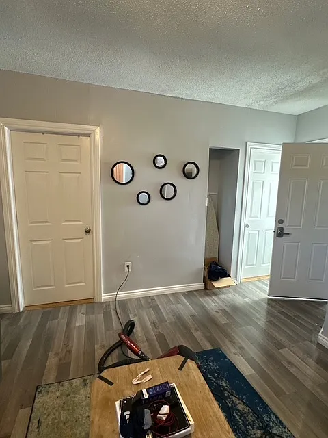 1 bed, 850 sqft, $1,700 — Photo 3