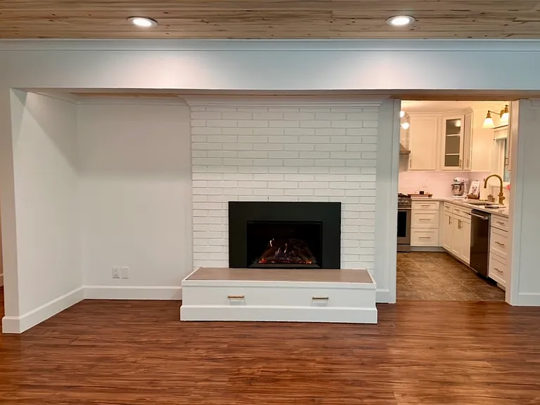 623 Carol Way #B — Photo 33