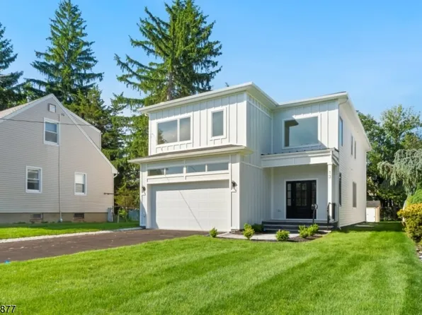 13 Harding Pl, Livingston Twp., NJ 07039