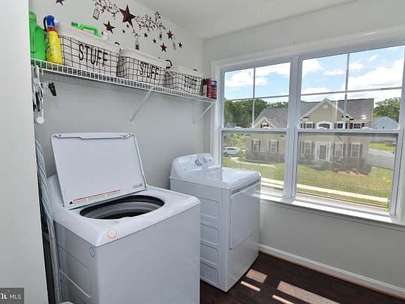 2nd image of 20785 Simmons St