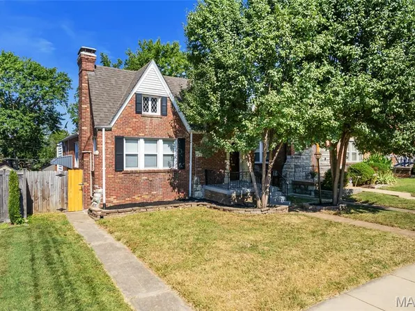 2033 Bland Pl, Saint Louis, MO 63143