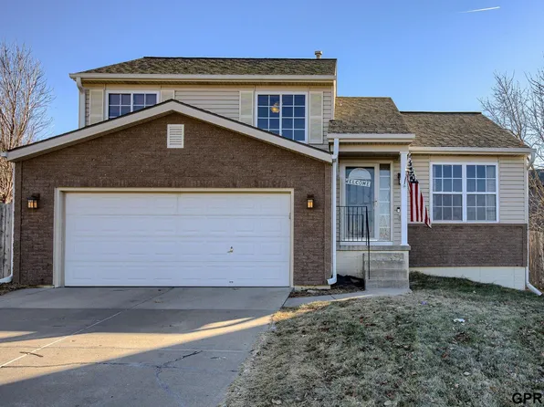 19405 T St, Omaha, NE 68135