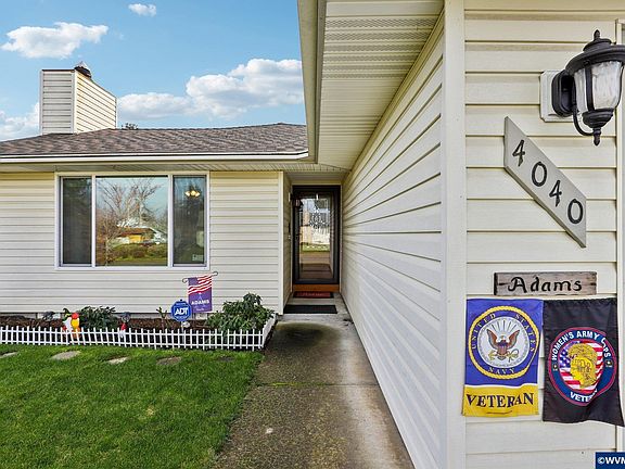 3rd image of 4040 Penticton Cir NE