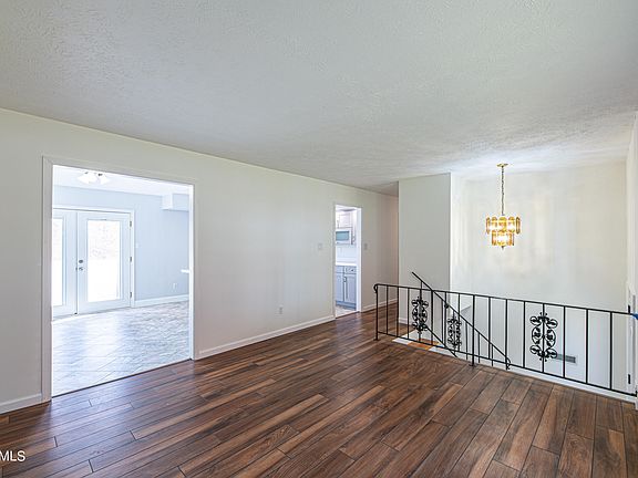 3rd image of 8406 Grane Lefe St