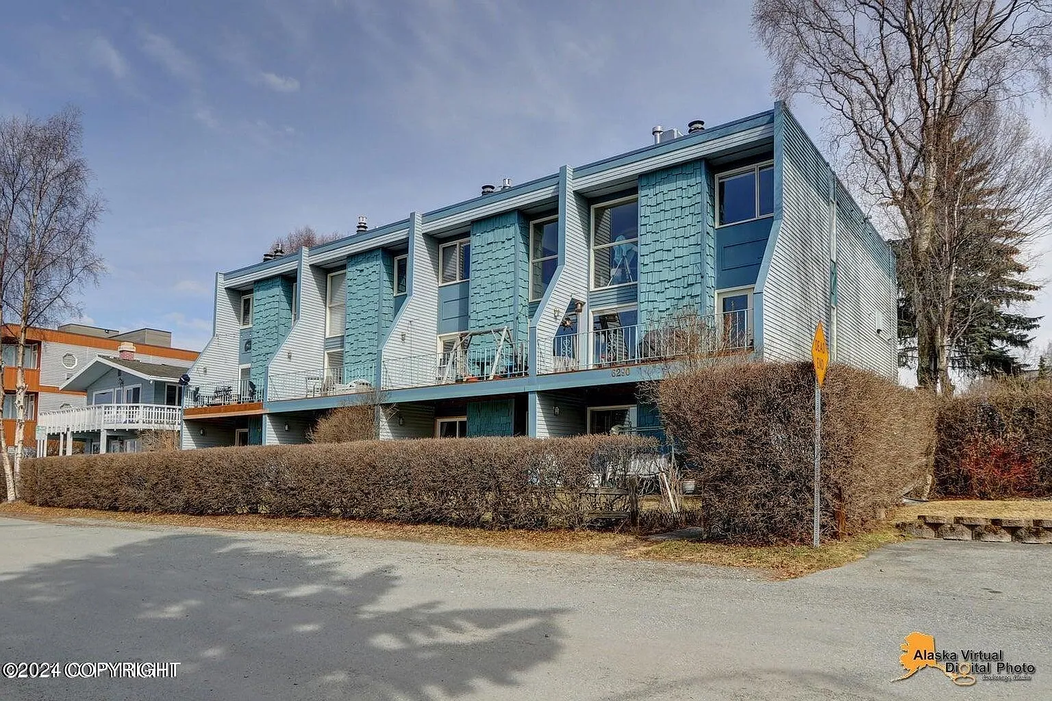 1 bed, 1000 sqft, $3,000 — Photo 1