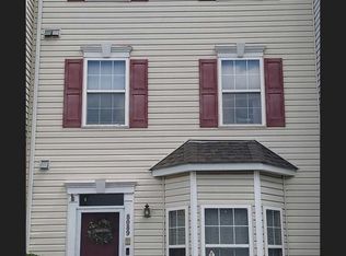 8089 Brookstone Ct, Severn, MD 21144