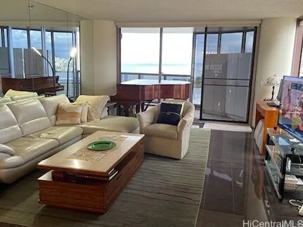 415 South St APT 2804, Honolulu, HI 96813