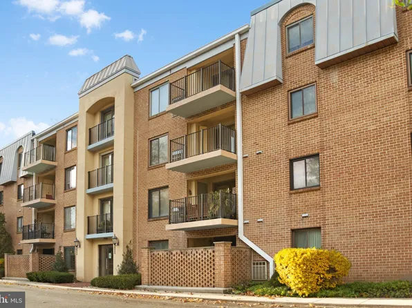 260 Montgomery Ave APT 303, Haverford, PA 19041