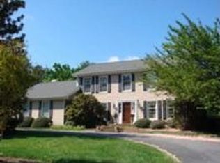 175 18th Ave NW, Hickory, NC 28601