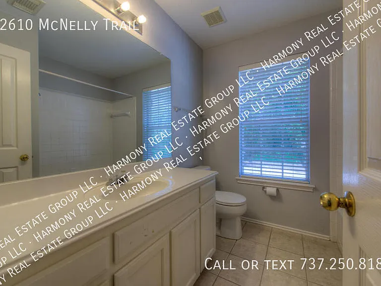 12610 McNelly Trl — Photo 17