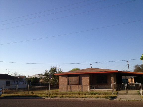 2nd image of 114 W Clark Ave