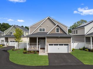 4 Dupee St #28, Norfolk, MA 02056