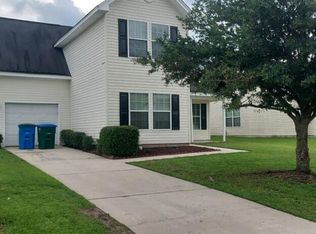 10 Halyard Dr, Port Wentworth, GA 31407
