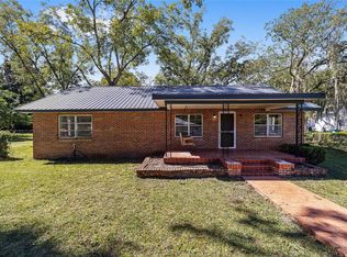 104 SE 2nd St, Chiefland, FL 32626