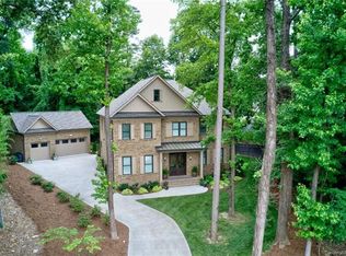 1132 Churchill Commons Dr, Charlotte, NC 28211